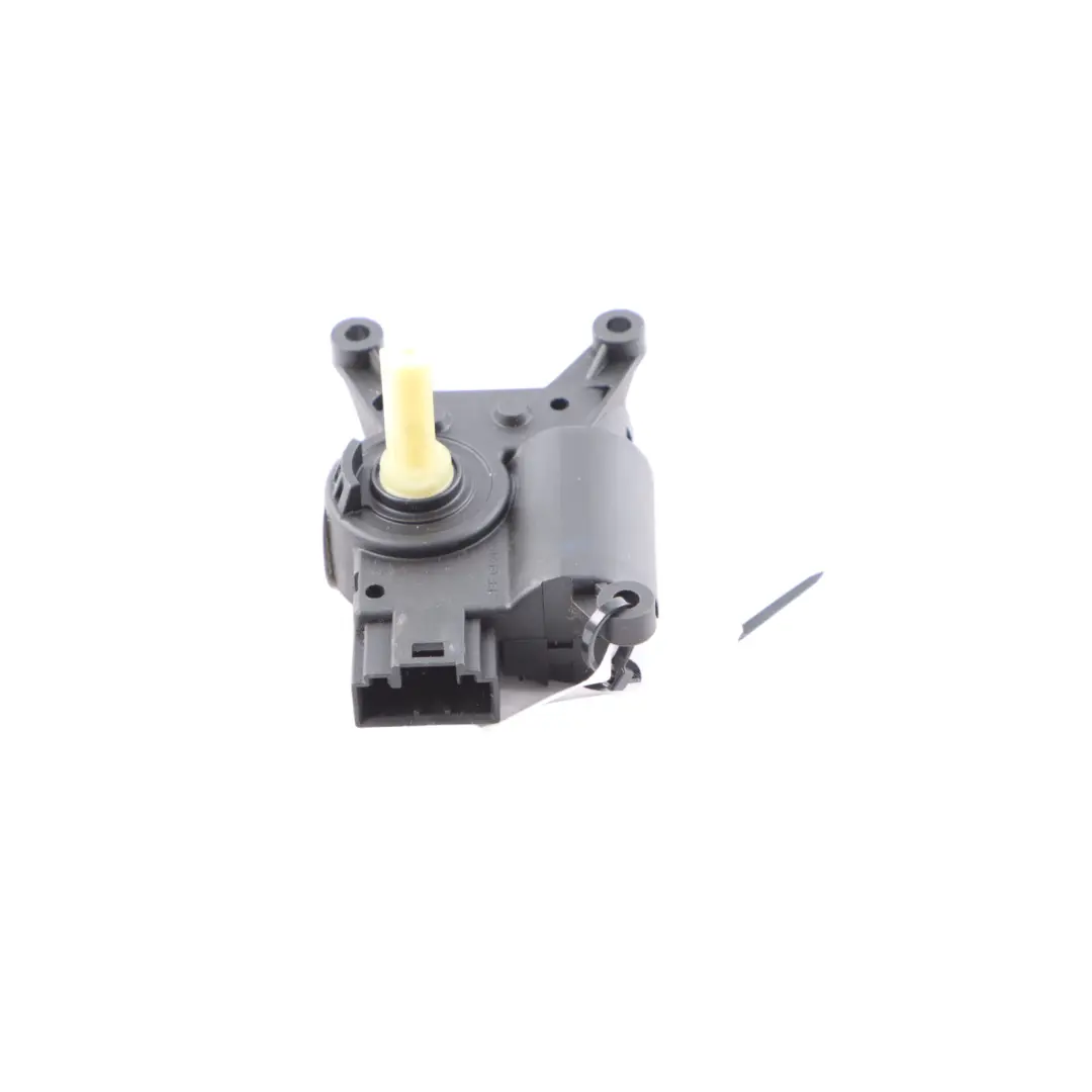 Distribution Heater Regulator Motor to Mercedes W906 Air with Part number A0008205808 Mercedes W906 Air Distribution Heater Regulator Motor - SKU A0008205808 - Part number A0008205808
