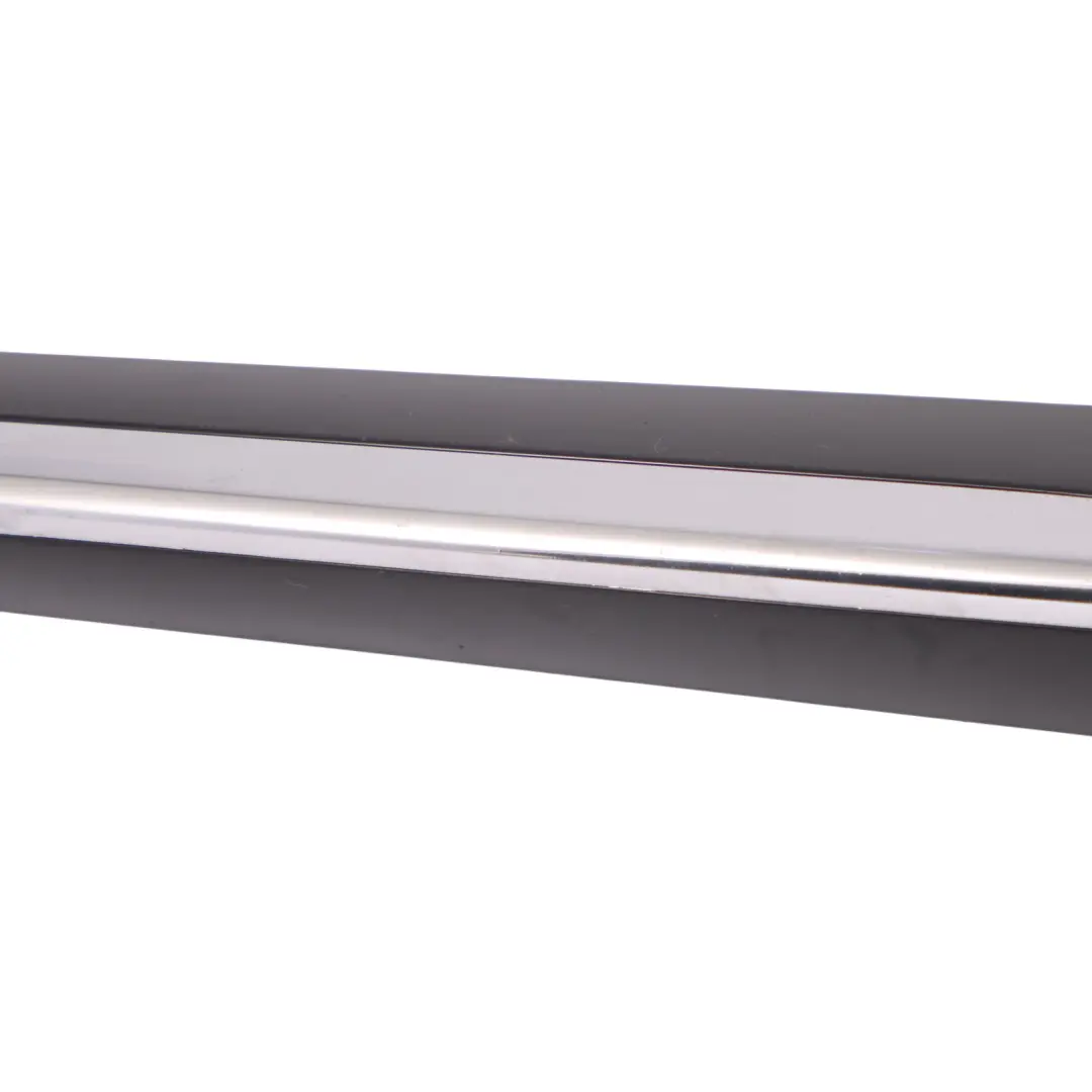 Mercedes W213 A238 Convertible AMG Emblemat Przedni Grill - SKU A2388880700 - Numer Części A0008880100