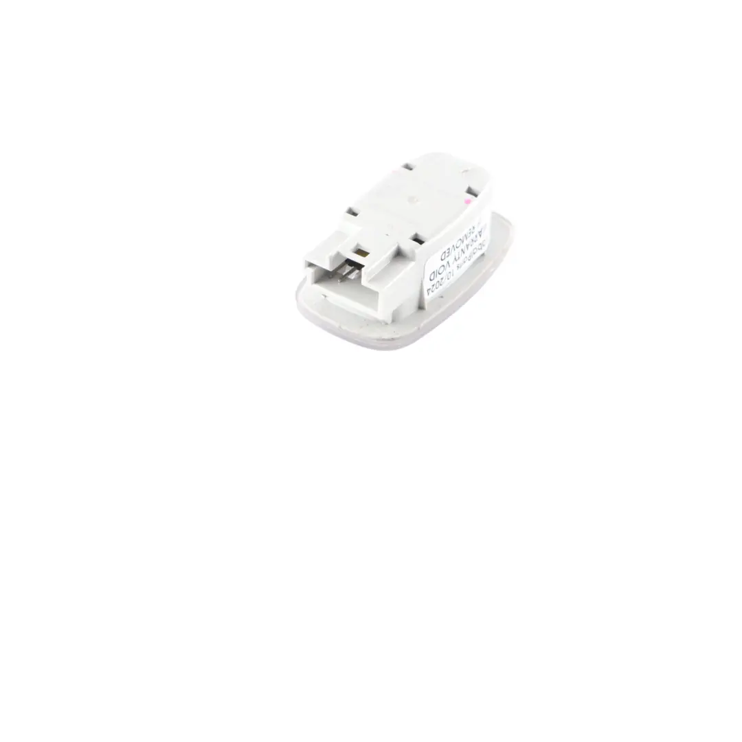 Lampada interna anteriore vano piedi sinistra destra per Mercedes W177 con numero di parte A0009064205 Mercedes W177 Lampada interna anteriore vano piedi sinistra destra - SKU A0009064205 - Numero di parte A0009064205