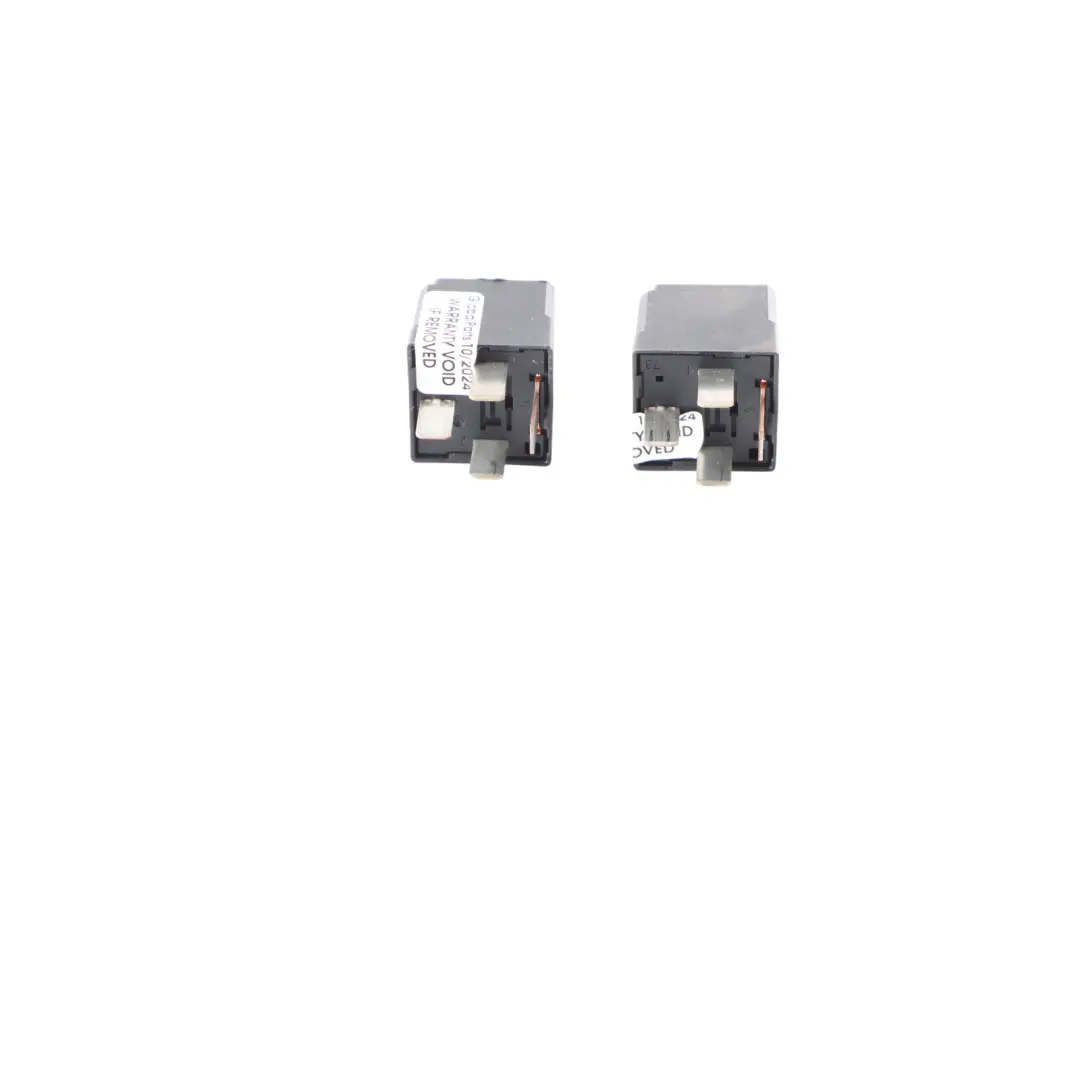 Mercedes W213 Leistungsrelais 4 Pin 12V Hella SET X2 - SKU A0009828223-1 - Teilenummer A0009828223