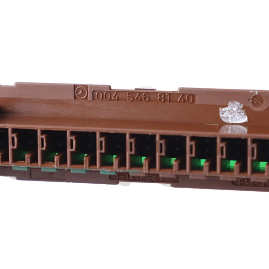 Bloc De Distribution pour Mercedes W204 W221 à propos du numéro de pièce A0045468140 Mercedes W204 W221 Bloc De Distribution - SKU A0045468140 - Numéro de pièce A0045468140