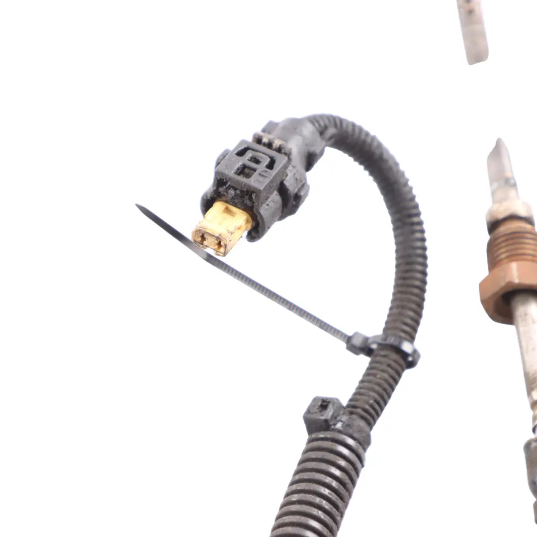Mercedes W164 W251 Czujnik Sensor Temperatury Spalin OM642 - SKU A0081533528 - Numer Części A0081533528