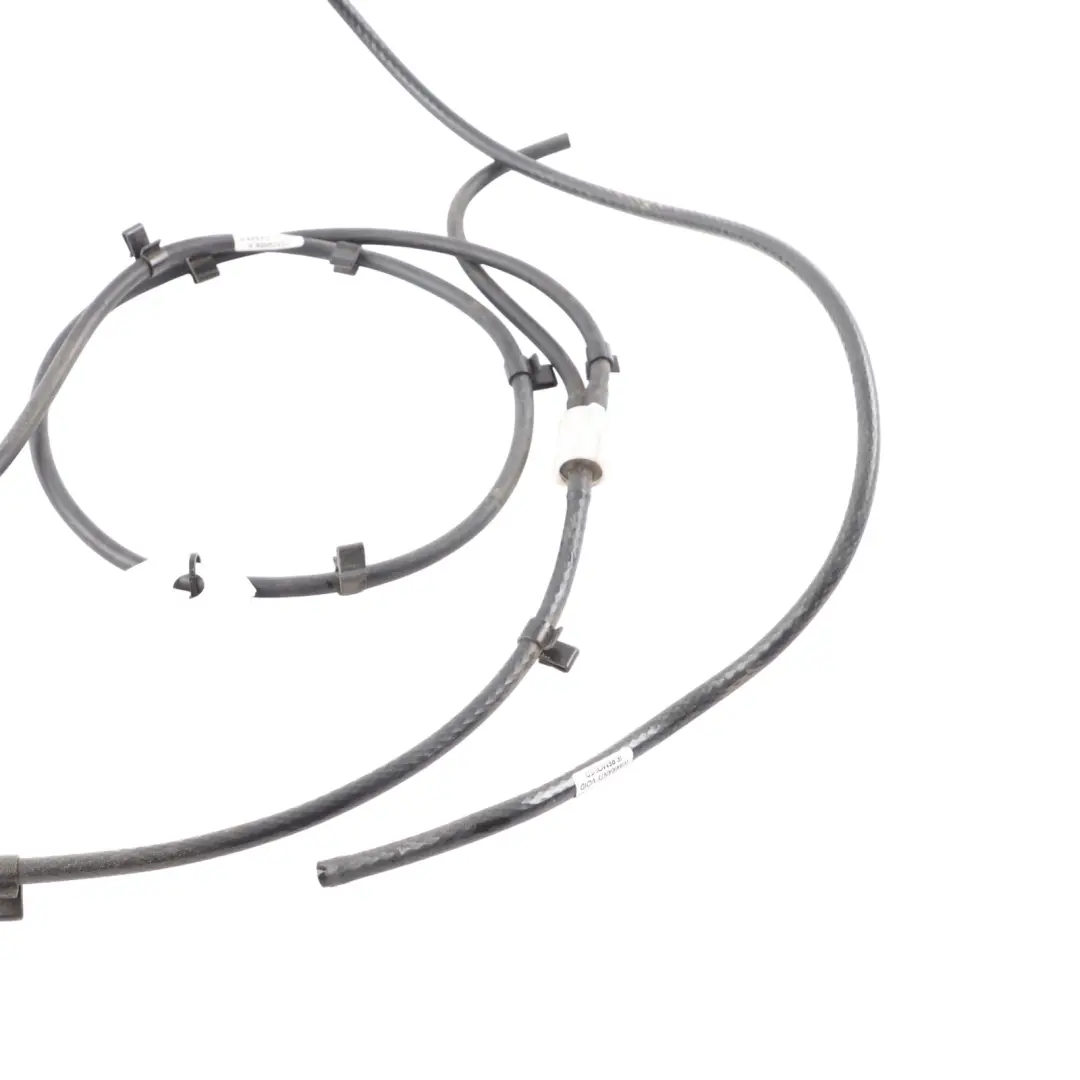 Wąż Spryskiwacza Szyby Przedniej do Mercedes W906 o numerze A0109978982 Mercedes W906 Wąż Spryskiwacza Szyby Przedniej - SKU A0109978982 - Numer Części A0109978982