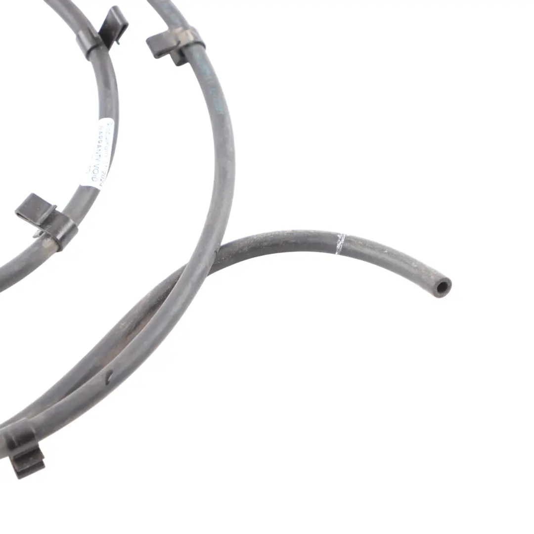 Mercedes W906 Scheibenwaschanlage Rohr Windschutzscheibe Düse - SKU A0109978982 - Teilenummer A0109978982