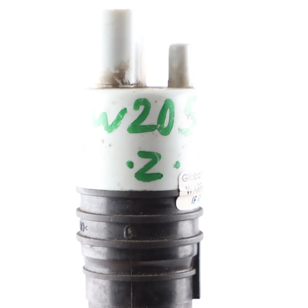 Pompa serbatoio lavavetro per Mercedes W205 con numero di parte A0998660121 Mercedes W205 Pompa serbatoio lavavetro - SKU A0998660121 - Numero di parte A0998660121