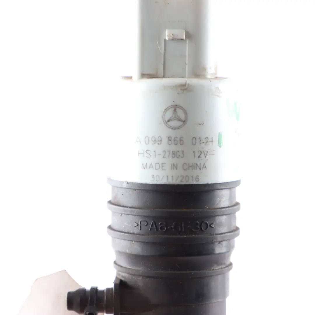 Pompa serbatoio lavavetro per Mercedes W205 con numero di parte A0998660121 Mercedes W205 Pompa serbatoio lavavetro - SKU A0998660121 - Numero di parte A0998660121