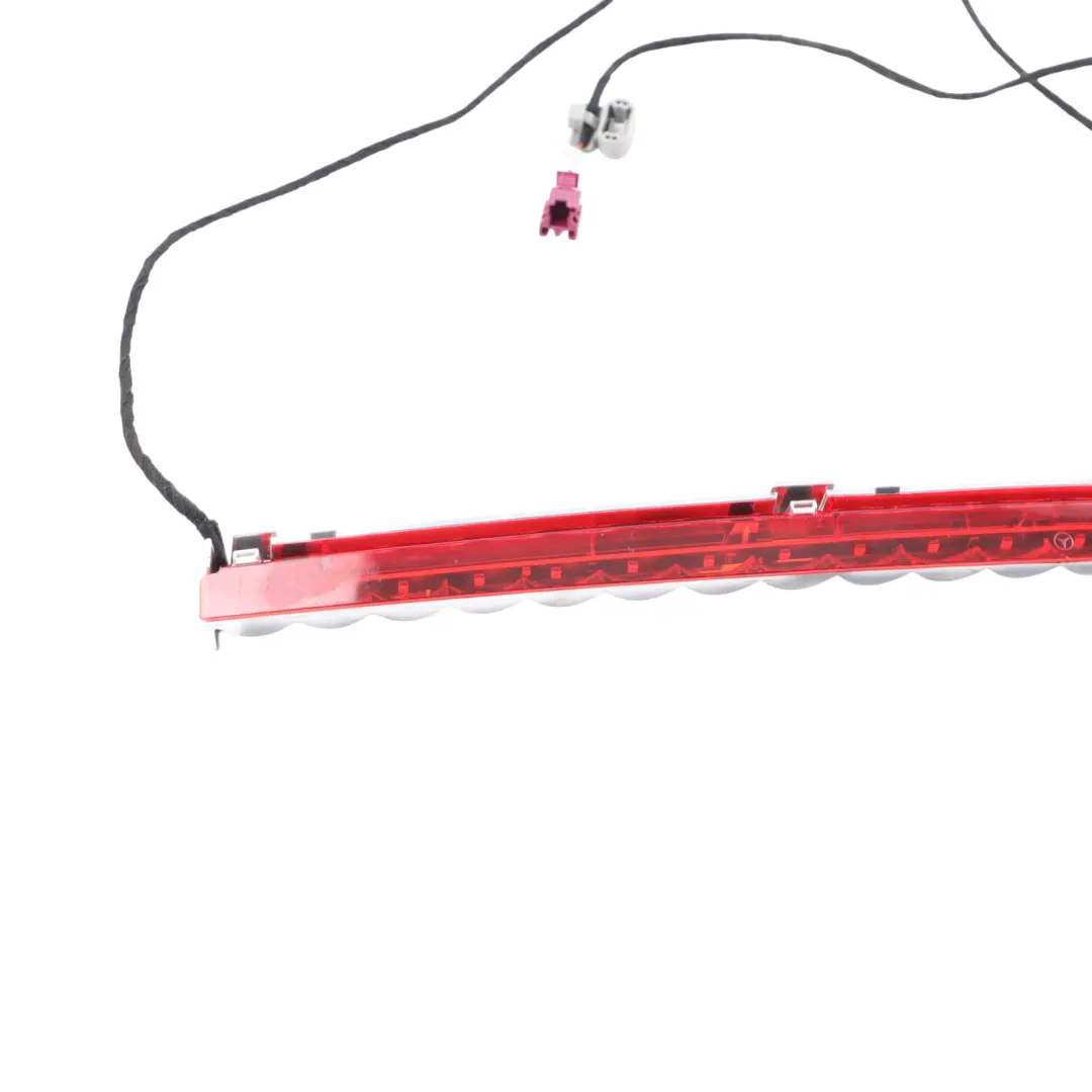 Hinten Zusätzliche Dritte Bremsleuchte Bremslicht für Mercedes W205 W213 mit Teilenummer A0999067500 Mercedes W205 W213 Hinten Zusätzliche Dritte Bremsleuchte Bremslicht - SKU A0999067500-1 - Teilenummer A0999067500