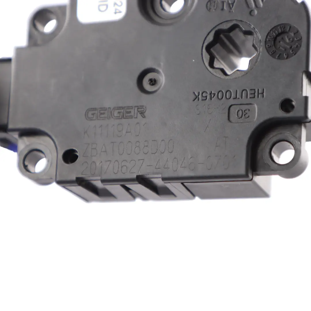 Vent Flap Servo Motor Stove Damper Activator Left N/S to Mercedes W205 with Part number A0999069500 Mercedes W205 Vent Flap Servo Motor Stove Damper Activator Left N/S - SKU A0999069500 - Part number A0999069500