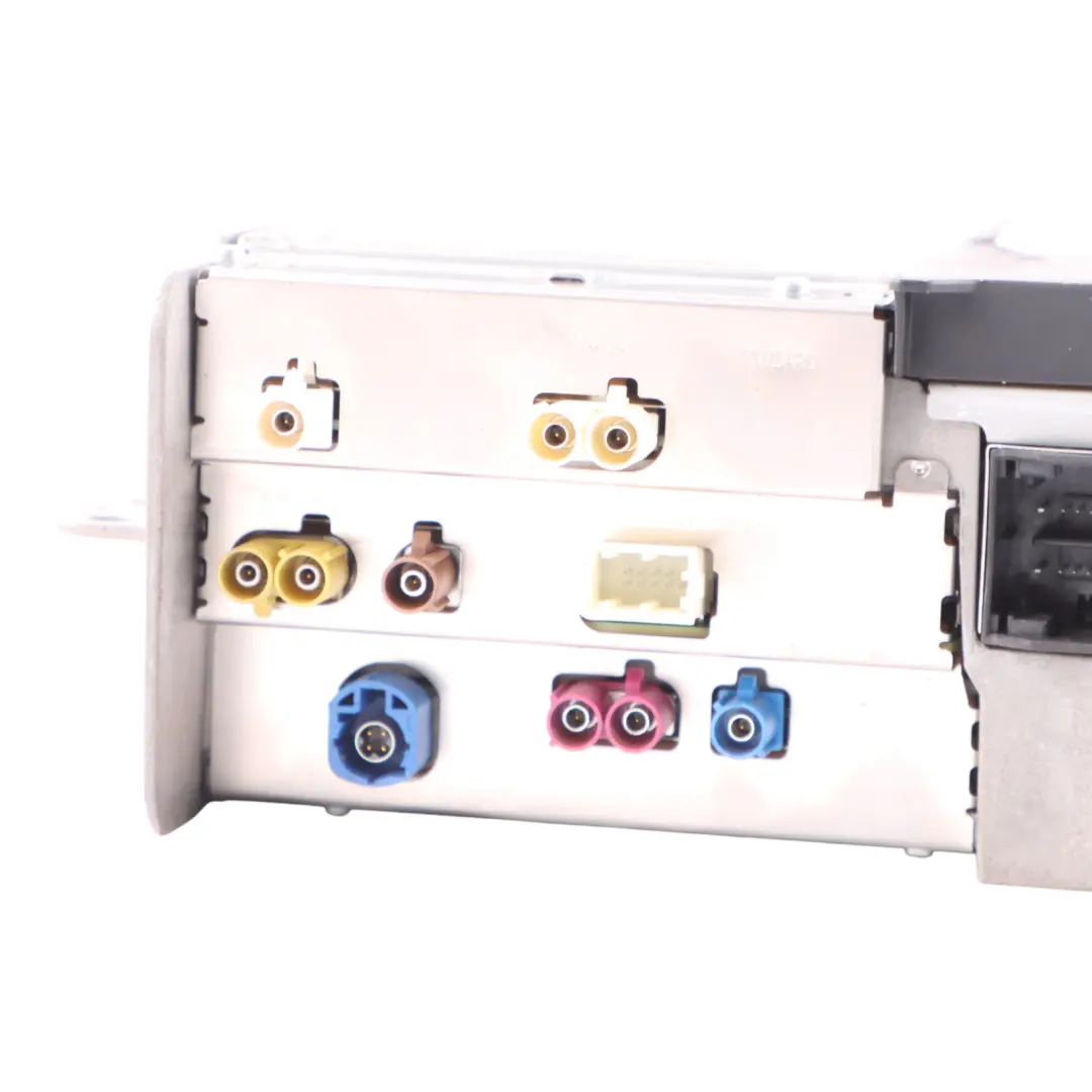 Multimedia Radio Sat Nav Screen Display Head Unit to Mercedes W177 with Part number A1679005925 Mercedes W177 Multimedia Radio Sat Nav Screen Display Head Unit - SKU A1679005925 - Part number A1679005925