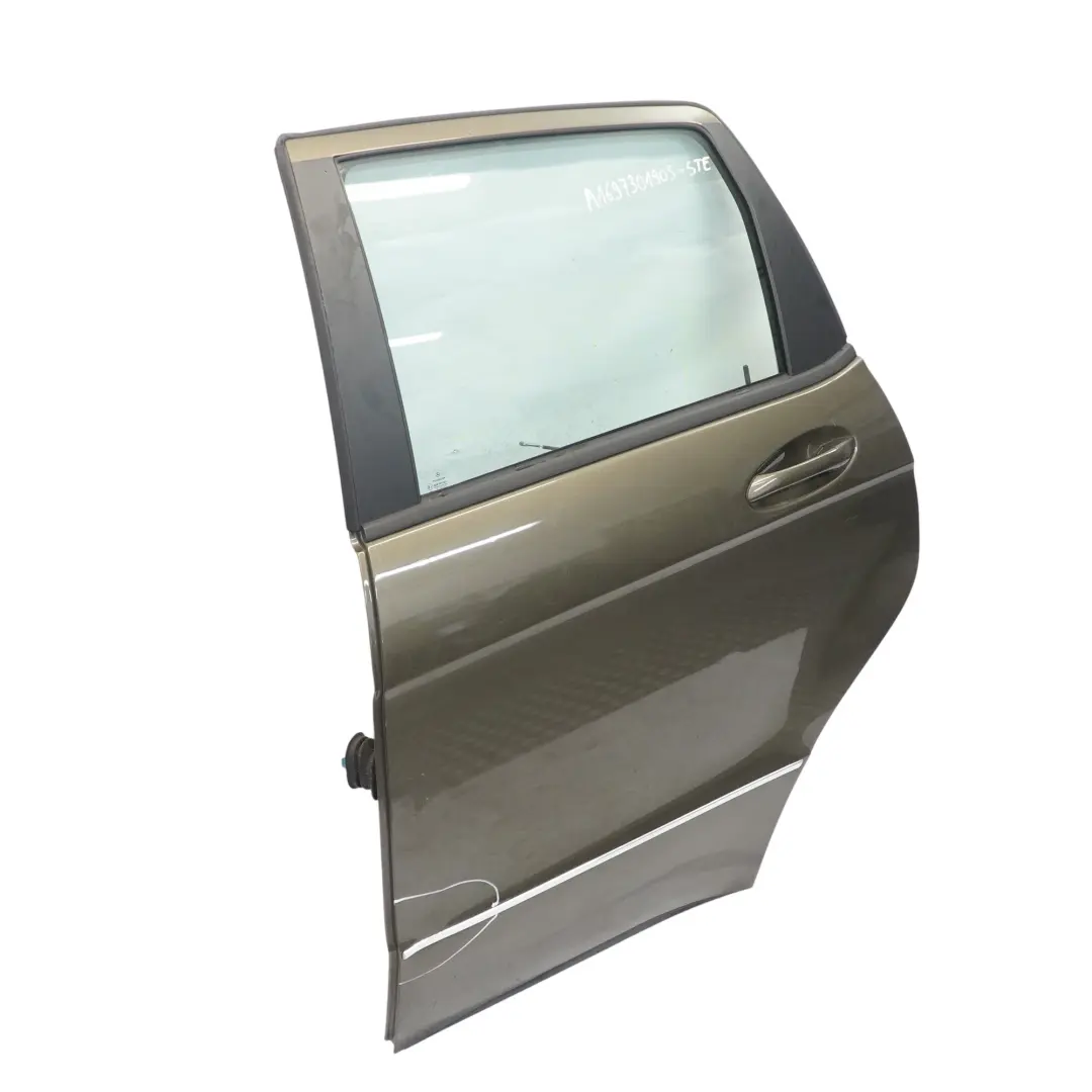 Arrière Gauche Steppe Brown Metallic - 490 pour Mercedes W169 Porte à propos du numéro de pièce A1697301905 Mercedes W169 Porte Arrière Gauche Steppe Brown Metallic - 490 - SKU A1697301905-STE - Numéro de pièce A1697301905