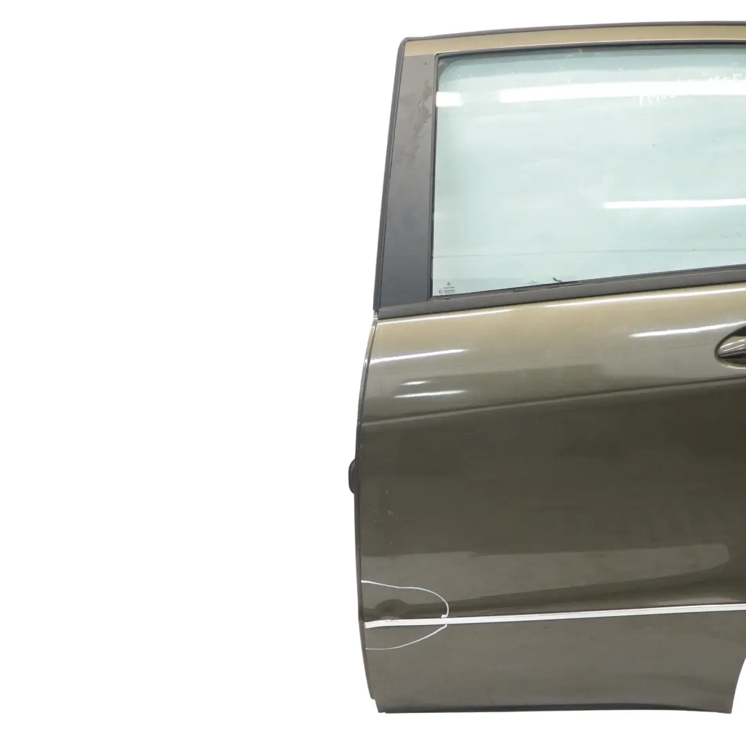 Puerta Trasera Izquierda Steppe Brown Metallic - 490 para Mercedes W169 con número de pieza A1697301905 Mercedes W169 Puerta Trasera Izquierda Steppe Brown Metallic - 490 - SKU A1697301905-STE - Número de pieza A1697301905