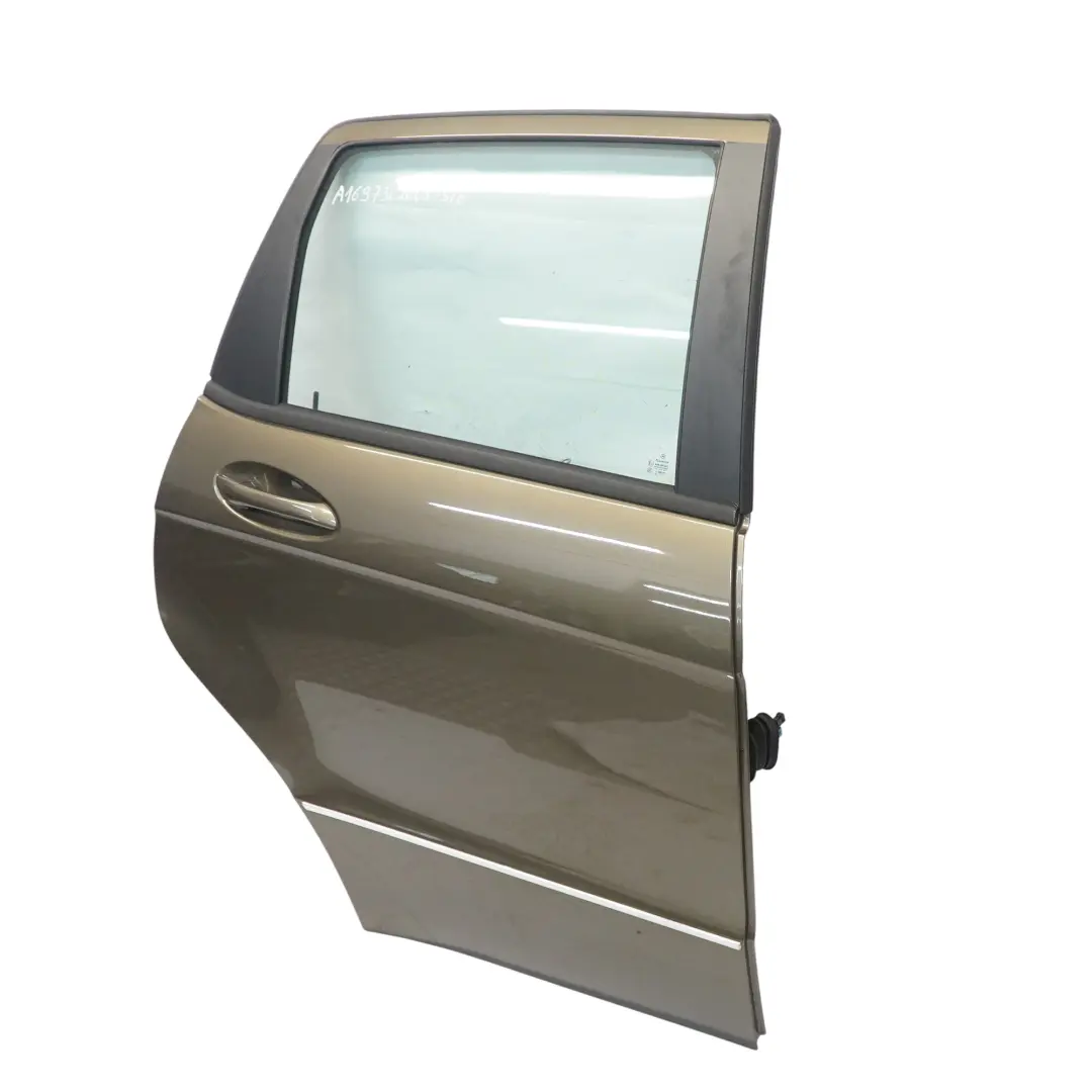 arrière Panneau droit Steppe Brown Metallic - 490 pour Mercedes W169 Porte à propos du numéro de pièce A1697302005 Mercedes W169 Porte arrière Panneau droit Steppe Brown Metallic - 490 - SKU A1697302005-STE - Numéro de pièce A1697302005