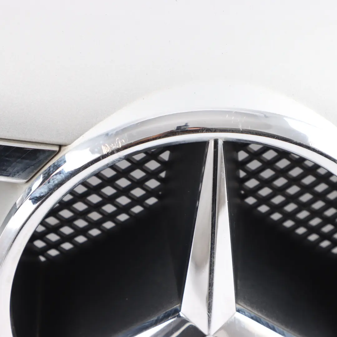 Front Hood Bonnet Radiator Sport Grille Beam Silver Chrome to Mercedes W245 with Part number A1698800883 Mercedes W245 Front Hood Bonnet Radiator Sport Grille Beam Silver Chrome - SKU A1698800883 - Part number A1698800883