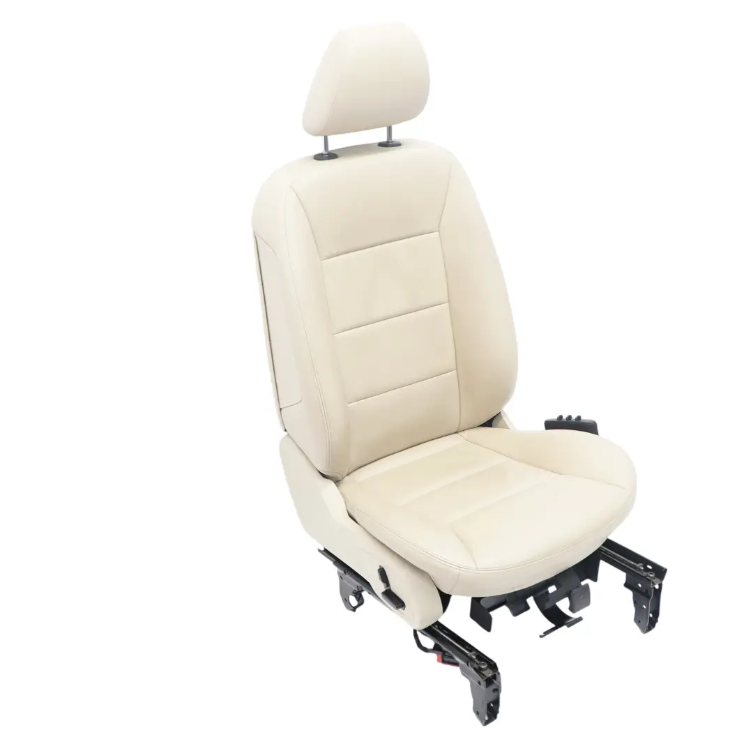 Asiento Delantero Derecho Confort Cuero Nappa Semi-Anilina Beige para Mercedes W169 con número de pieza A1699103847 Mercedes W169 Asiento Delantero Derecho Confort Cuero Nappa Semi-Anilina Beige - SKU A1699103847-4 - Número de pieza A1699103847