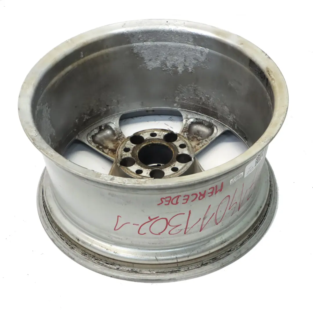 Jante arrière alliage Gris 17" 8,5J ET:30 5-Parler pour Mercedes SLK R171 à propos du numéro de pièce A1714011302 Mercedes SLK R171 Jante arrière alliage Gris 17" 8,5J ET:30 5-Parler - SKU A1714011302-1 - Numéro de pièce A1714011302