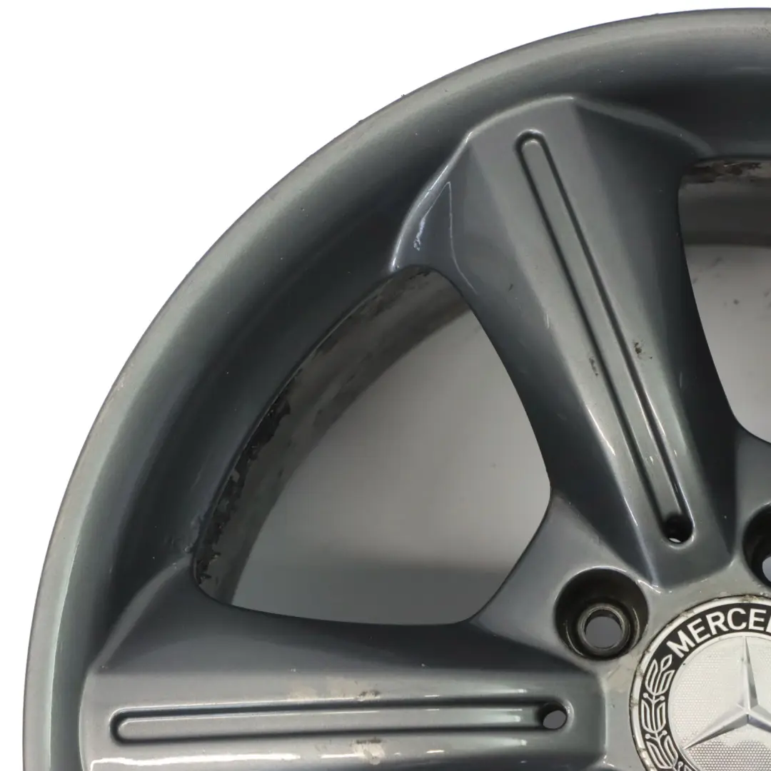 Cerchio lega posteriore Grigio 17" 8,5J ET:30 per Mercedes SLK R171 con numero di parte A1714011302 Mercedes SLK R171 Cerchio lega posteriore Grigio 17" 8,5J ET:30 - SKU A1714011302-1 - Numero di parte A1714011302