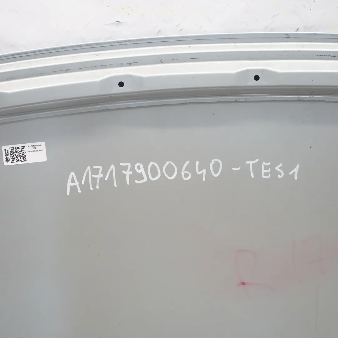 Couvercle de toit rigide pliable Tellurium Silver - 762 pour Mercedes SLK R171 à propos du numéro de pièce A1717900640 Mercedes SLK R171 Couvercle de toit rigide pliable Tellurium Silver - 762 - SKU A1717900640-TES1 - Numéro de pièce A1717900640