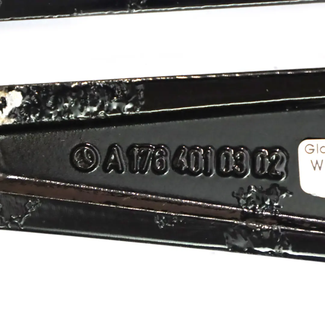 Jante Alliage 18" ET:52 7.5J pour Mercedes W176 W246 AMG à propos du numéro de pièce A1764010302 Mercedes W176 W246 AMG Jante Alliage 18" ET:52 7.5J - SKU A1764010302-6 - Numéro de pièce A1764010302