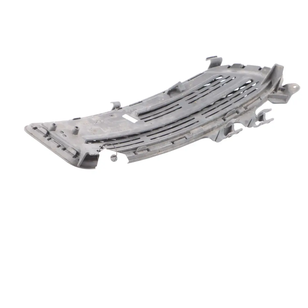 Grille Calandre Avant Droite Protection Pare Chocs Mercedes W176 AMG - SKU A1768851622 - Numéro de pièce A1768851622