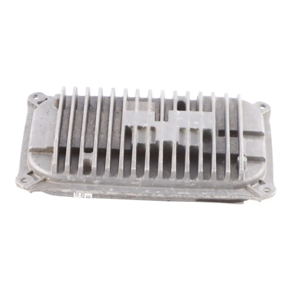 Headlight Module LED Ballast Control Unit to Mercedes R172 R231 with Part number A1769004004 Mercedes R172 R231 Headlight Module LED Ballast Control Unit - SKU A1769004004 - Part number A1769004004