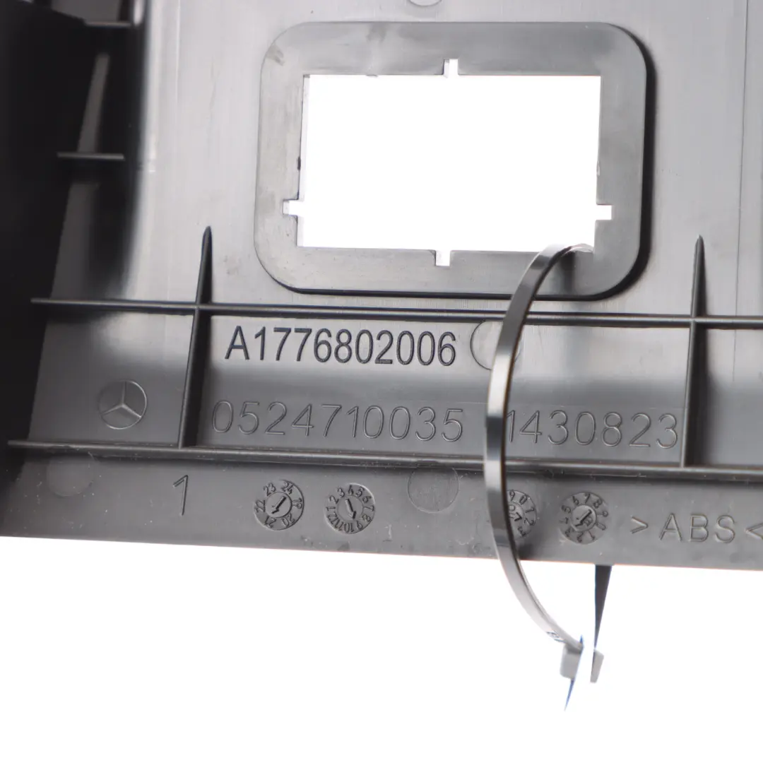 Mercedes W177 Console centrale plateau rangement d'aération arrière - SKU A1776802006-1 - Numéro de pièce A1776802006