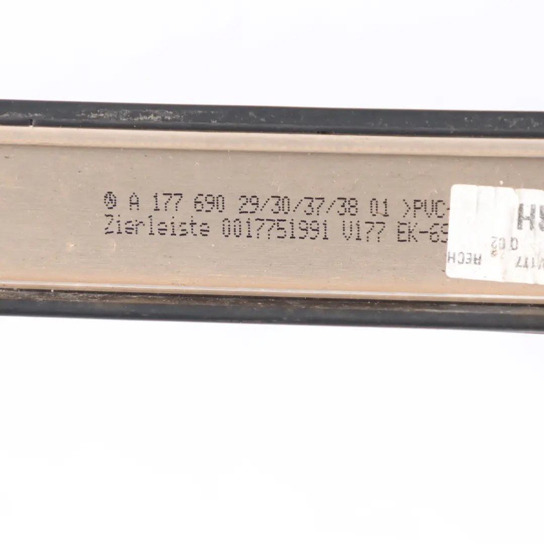 Techo Tira Moldura Derecha Trim Bar Tira Primed para Mercedes V177 con número de pieza A1776903801 Mercedes V177 Techo Tira Moldura Derecha Trim Bar Tira Primed - SKU A1776903801 - Número de pieza A1776903801