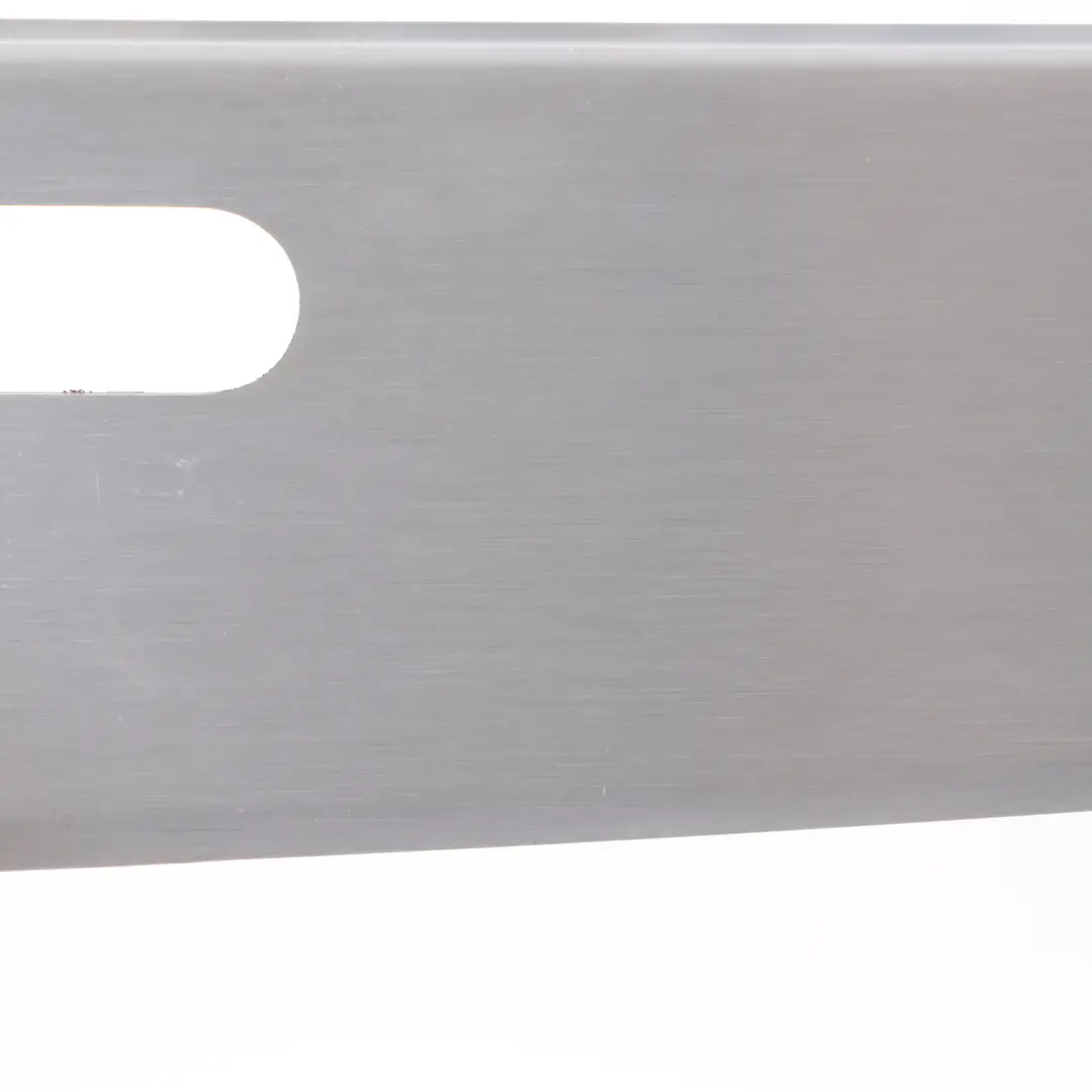 Listwa Osłona Panel Drzwi Prawy Przód do Mercedes CLA C118 W177 o numerze A1777207001 Mercedes CLA C118 W177 Listwa Osłona Panel Drzwi Prawy Przód - SKU A1777207001 - Numer Części A1777207001