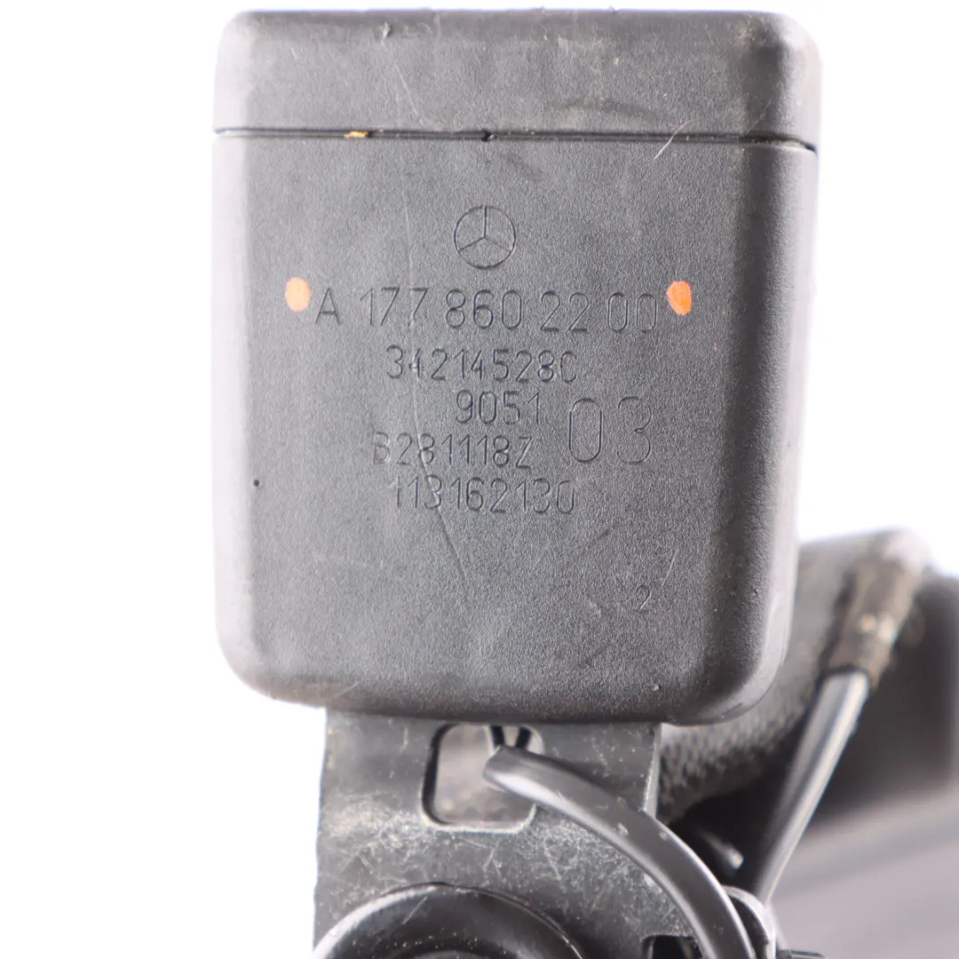 Mercedes W177 Hebilla del cinturón seguridad trasero central derecho - SKU A1778602200 - Número de pieza A1778602200