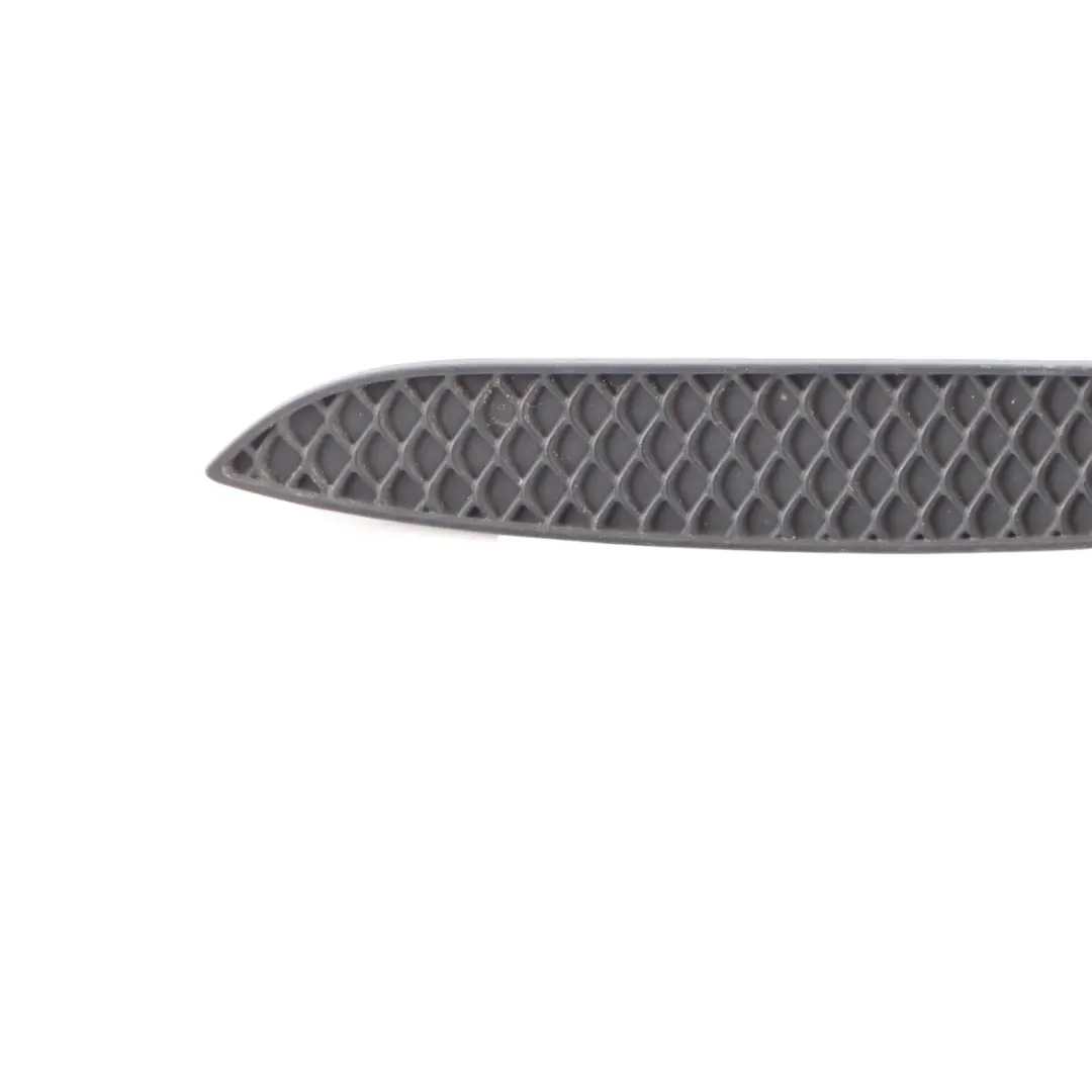 Parachoques Trasero Rejilla Cubierta Izquierda para Mercedes W177 AMG con número de pieza A1778852701 Mercedes W177 AMG Parachoques Trasero Rejilla Cubierta Izquierda - SKU A1778852701 - Número de pieza A1778852701