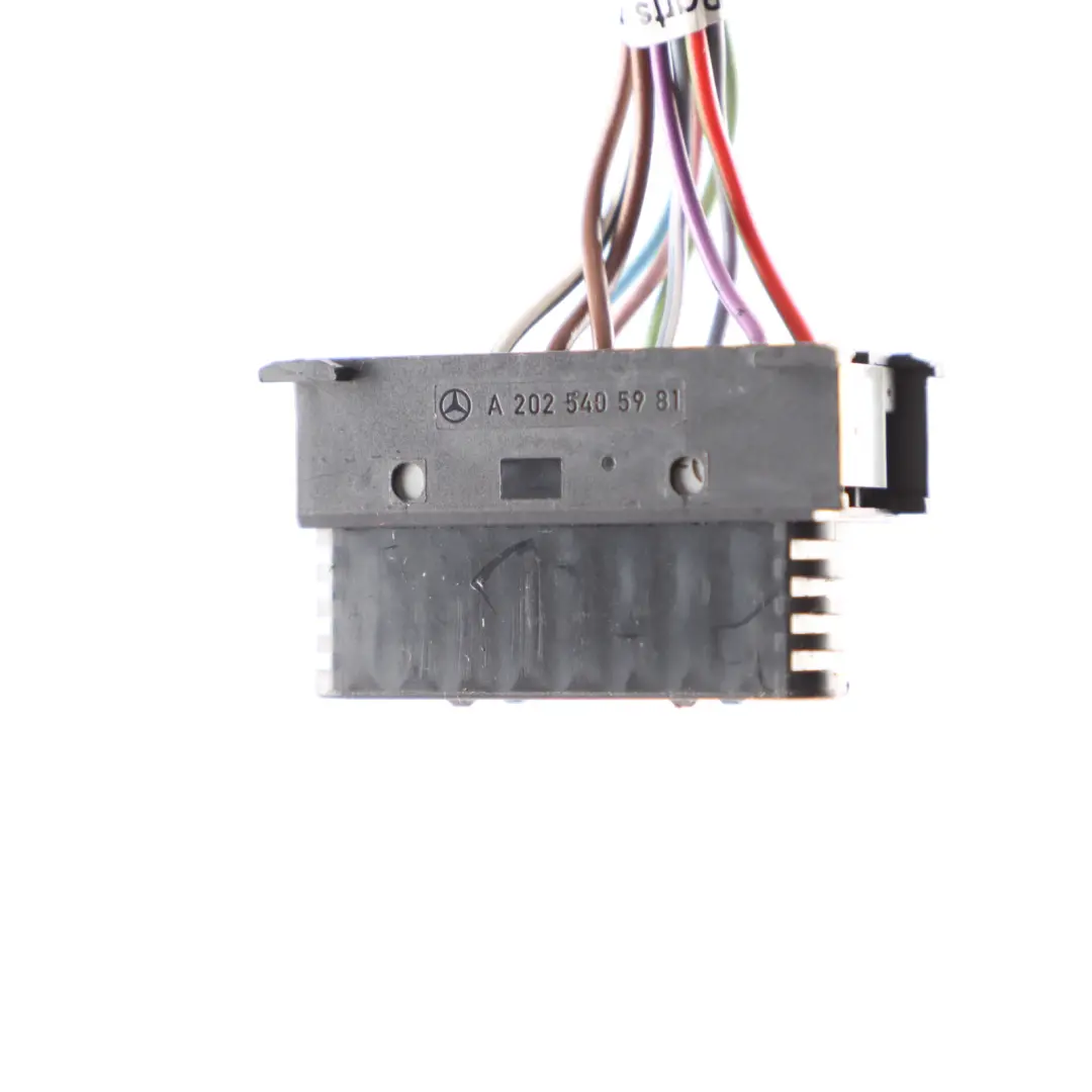 W907 W910 Wiring Cable Plug OBD Socket A9070005999 to Mercedes Sprinter with Part number A2025405981 Mercedes Sprinter W907 W910 Wiring Cable Plug OBD Socket A9070005999 - SKU A2025405981 - Part number A2025405981