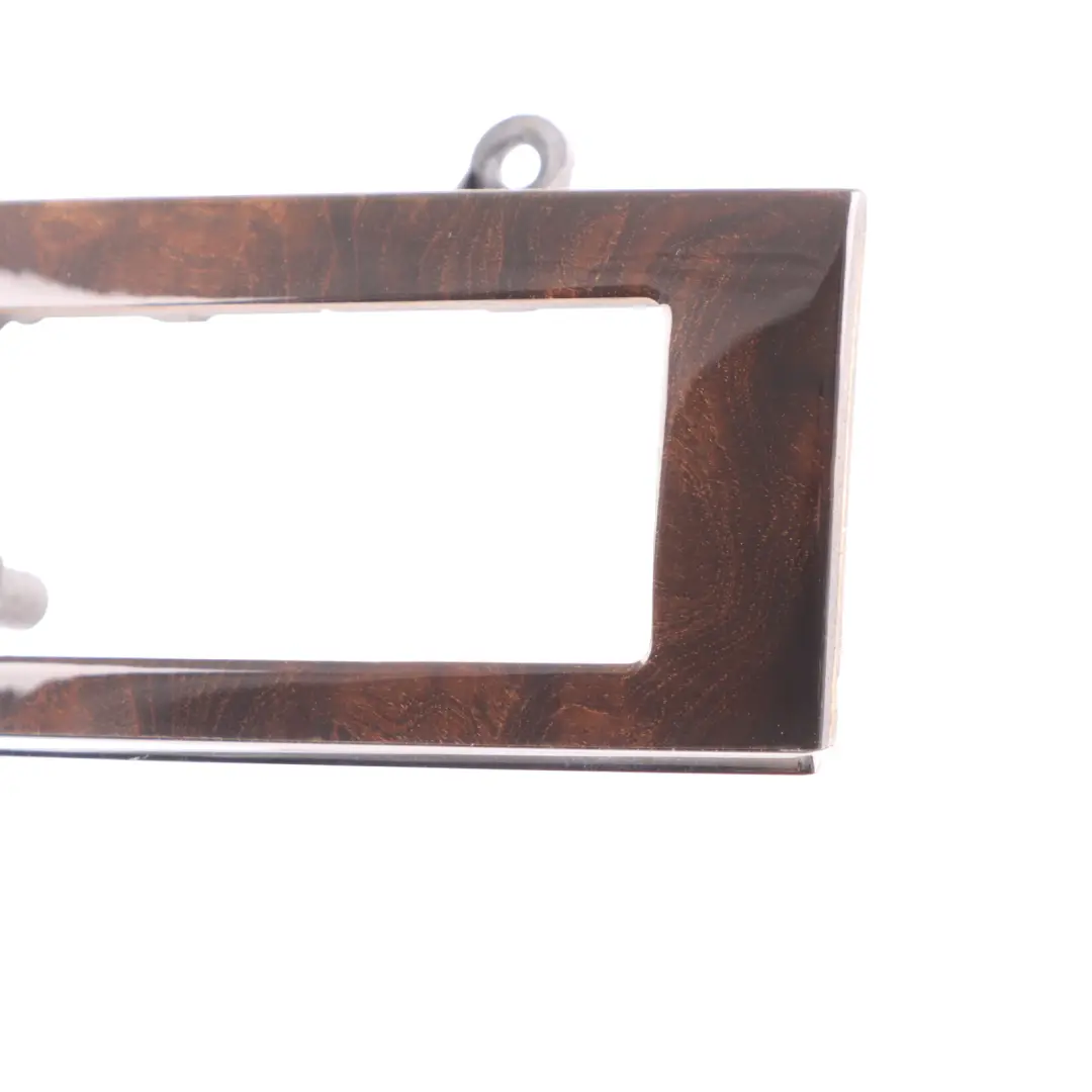 Mittelkonsole Dashboard Hazard Air Vent Trim Abdeckung für Mercedes W203 mit Teilenummer A2036804082 Mercedes W203 Mittelkonsole Dashboard Hazard Air Vent Trim Abdeckung - SKU A2036804082 - Teilenummer A2036804082