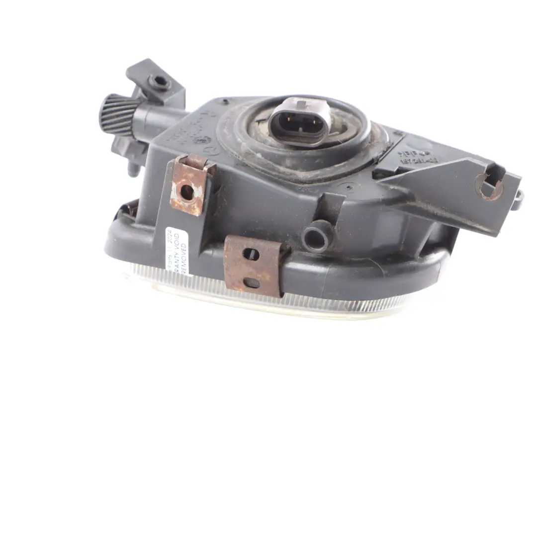 Mercedes W203 Parachoques Luz Antiniebla Delantera Derecha A1408201456 - SKU A2038201856 - Número de pieza A2038201856