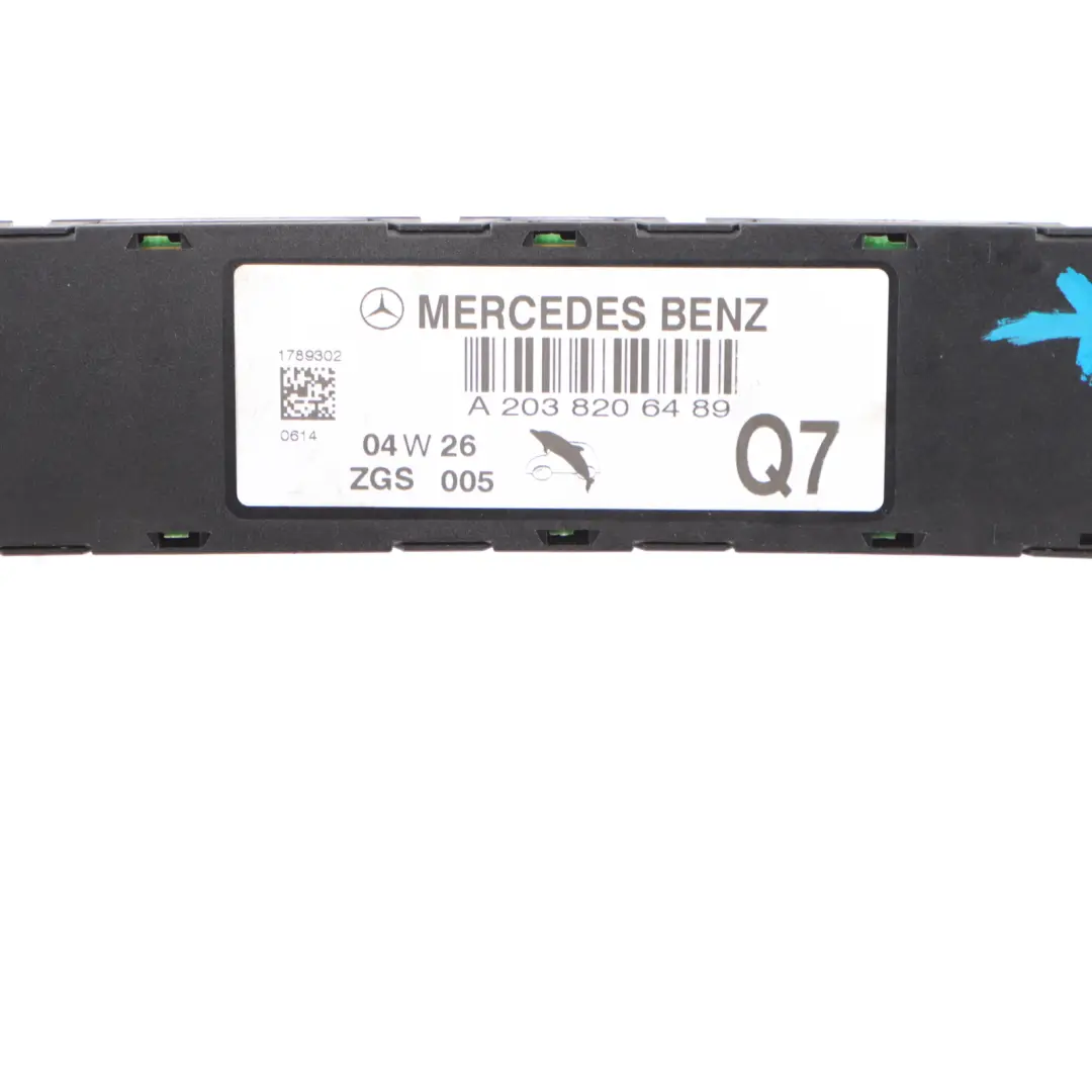 Mercedes W203 Antenne Antennen Verstärker - SKU A2038206489 - Teilenummer A2038206489