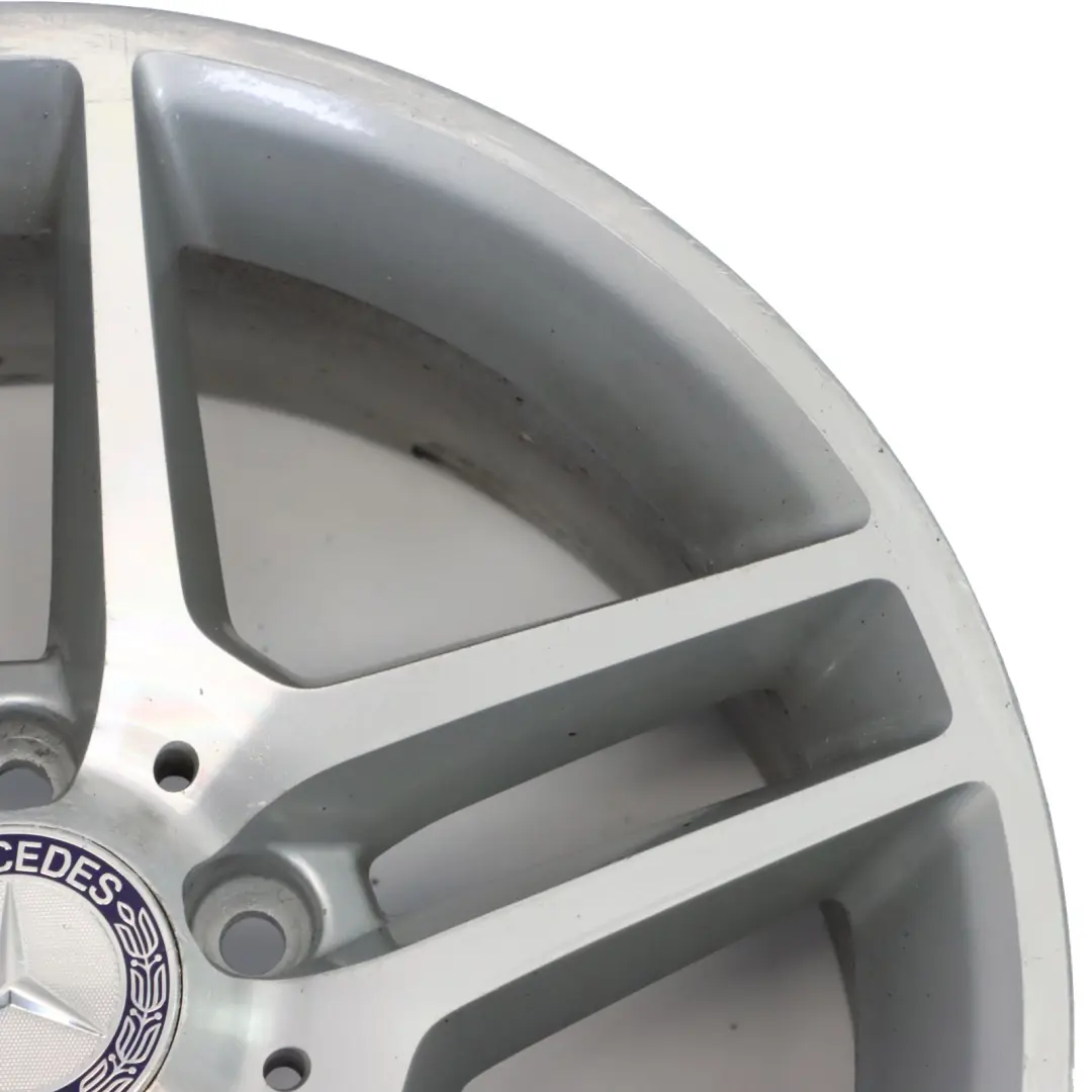 Llanta de aleación 5 radios dobles 17" 7,5J ET:47 para Mercedes W204 AMG con número de pieza A2044012300 Mercedes W204 AMG Llanta de aleación 5 radios dobles 17" 7,5J ET:47 - SKU A2044012300-1 - Número de pieza A2044012300