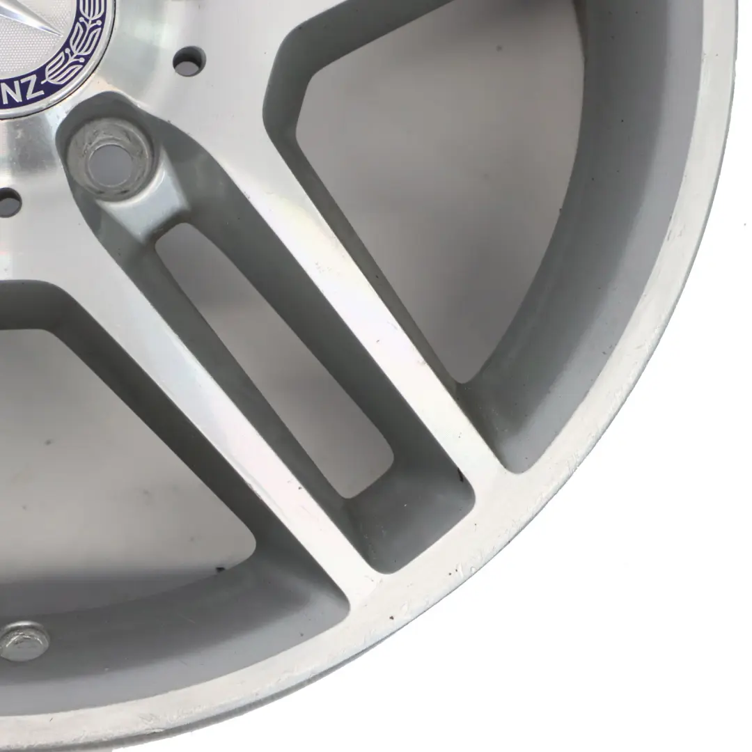 Cerchio in lega 5 doppie razze 17" 7,5J ET:47 per Mercedes W204 AMG con numero di parte A2044012300 Mercedes W204 AMG Cerchio in lega 5 doppie razze 17" 7,5J ET:47 - SKU A2044012300-1 - Numero di parte A2044012300