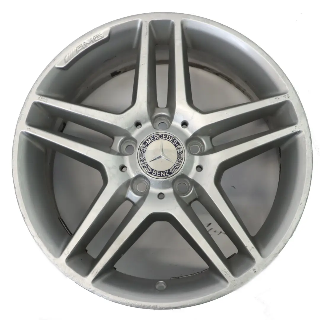 Llanta de Aleación Plateada 17" ET:47 7,5J para Mercedes W204 AMG con número de pieza A2044019602 Mercedes W204 AMG Llanta de Aleación Plateada 17" ET:47 7,5J - SKU A2044019602-2 - Número de pieza A2044019602