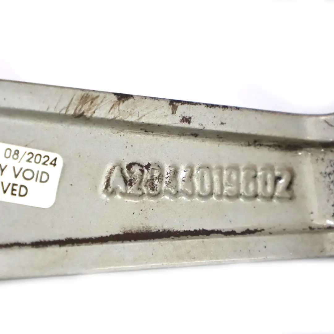 Felga Aluminiowa Srebrna 17" ET:47 7,5J do Mercedes W204 AMG o numerze A2044019602 Mercedes W204 AMG Felga Aluminiowa Srebrna 17" ET:47 7,5J - SKU A2044019602-2 - Numer Części A2044019602