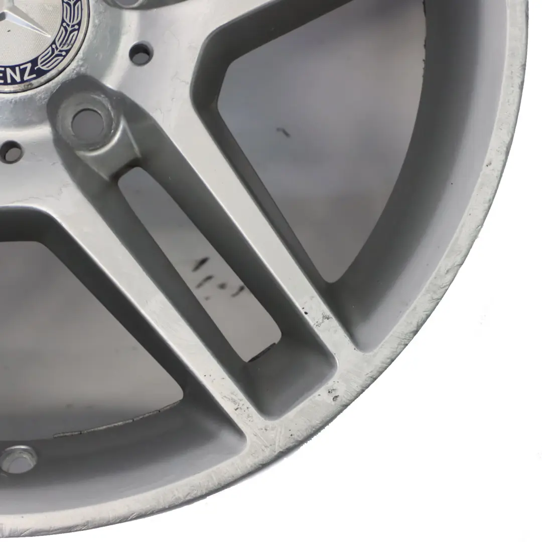 jante Alliage Argent 17" ET:47 7,5J pour Mercedes W204 AMG à propos du numéro de pièce A2044019602 Mercedes W204 AMG jante Alliage Argent 17" ET:47 7,5J - SKU A2044019602-2 - Numéro de pièce A2044019602