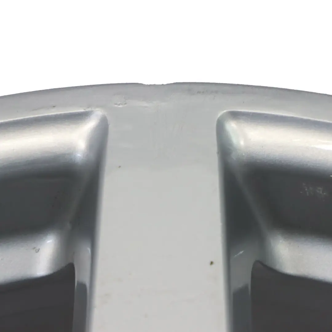 7-Speichen Leichtmetallfelge vorne 18" 8J ET:50 für Mercedes W204 mit Teilenummer A2044019802 Mercedes W204 7-Speichen Leichtmetallfelge vorne 18" 8J ET:50 - SKU A2044019802-2 - Teilenummer A2044019802