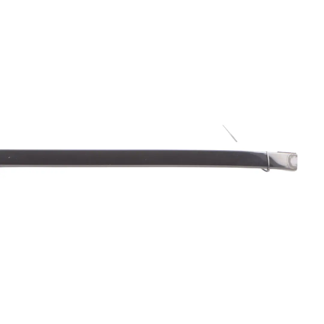 Mercedes W204 Moldura Vertical Pilar Parabrisas Delantero Izquierda - SKU A2046907362 - Número de pieza A2046907362