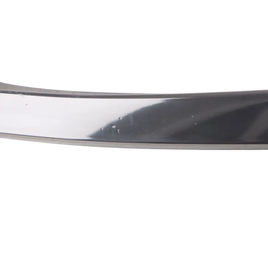 Moldura Vertical Pilar Parabrisas Delantero Izquierda para Mercedes W204 con número de pieza A2046907362 Mercedes W204 Moldura Vertical Pilar Parabrisas Delantero Izquierda - SKU A2046907362 - Número de pieza A2046907362