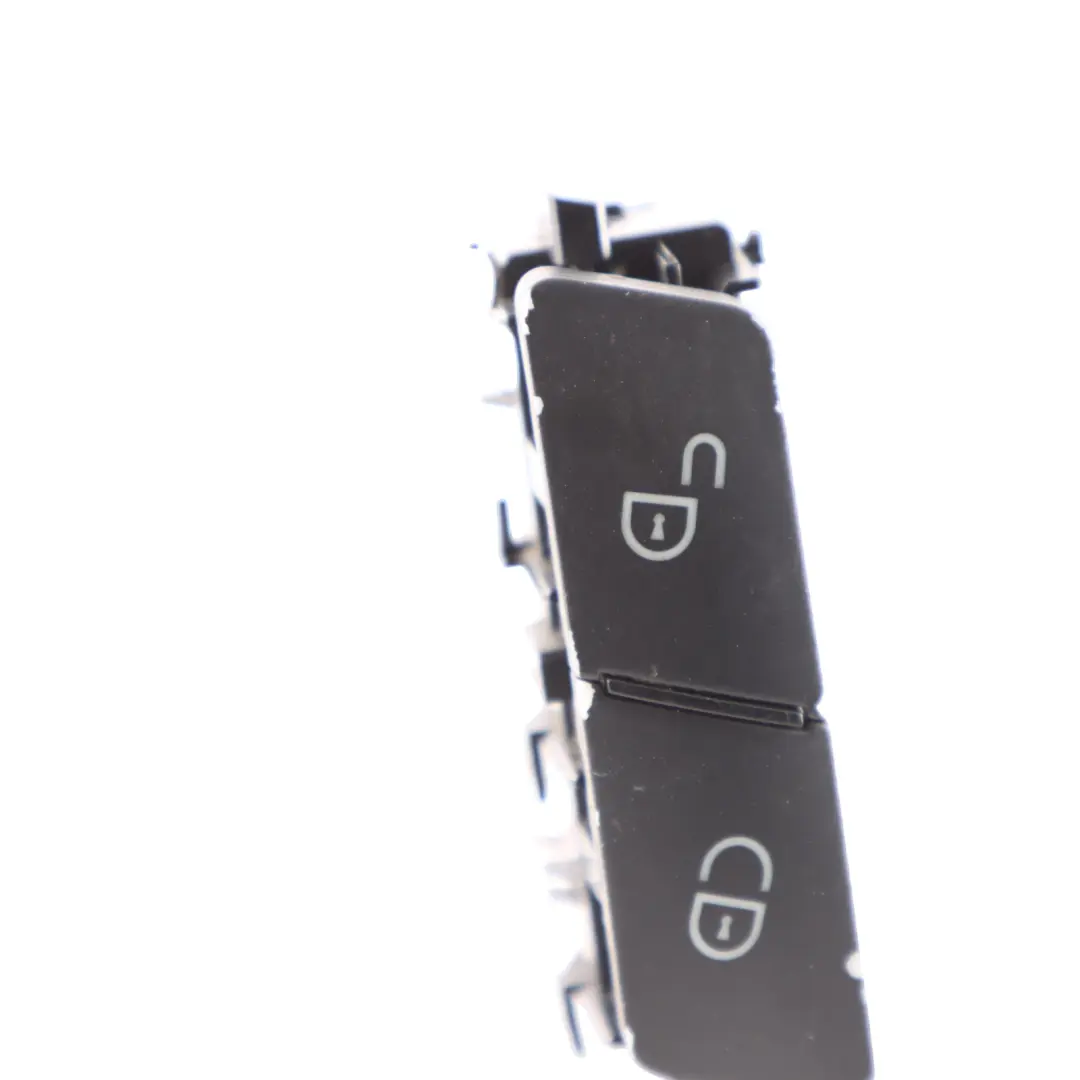 Pulsante bloccaggio porta anteriore sinistra per Mercedes W204 con numero di parte A2048706310 Mercedes W204 Pulsante bloccaggio porta anteriore sinistra - SKU A2048706310-1 - Numero di parte A2048706310