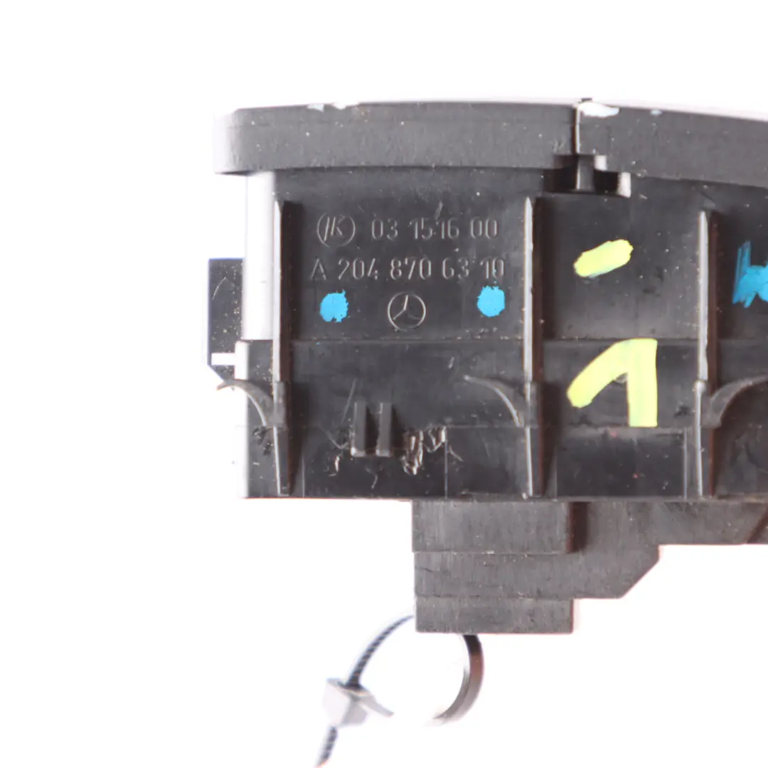 Mercedes W204 Botón Interruptor Cierre Puerta Delantera Izquierda - SKU A2048706310-1 - Número de pieza A2048706310