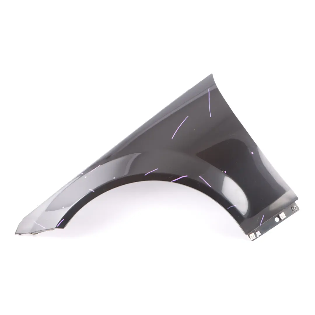Pannello alare laterale anteriore sinistro Obsidian Black 197 per Mercedes W204 con numero di parte A2048801318 Mercedes W204 Pannello alare laterale anteriore sinistro Obsidian Black 197 - SKU A2048801318-OB3 - Numero di parte A2048801318