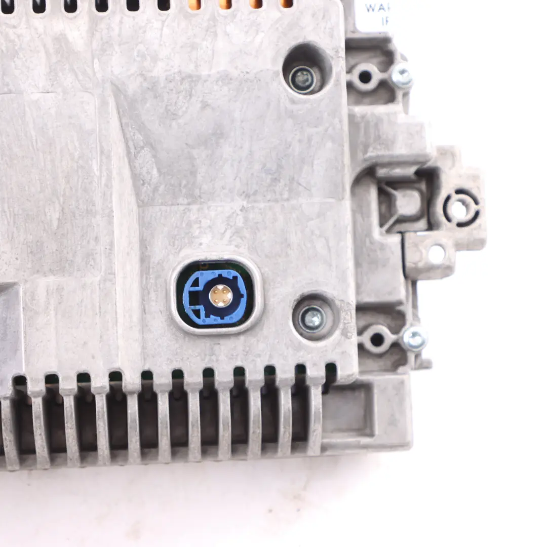 Wyświetlacz Monitor Ekran do Mercedes W204 o numerze A2049005205 Mercedes W204 Wyświetlacz Monitor Ekran - SKU A2049005205 - Numer Części A2049005205