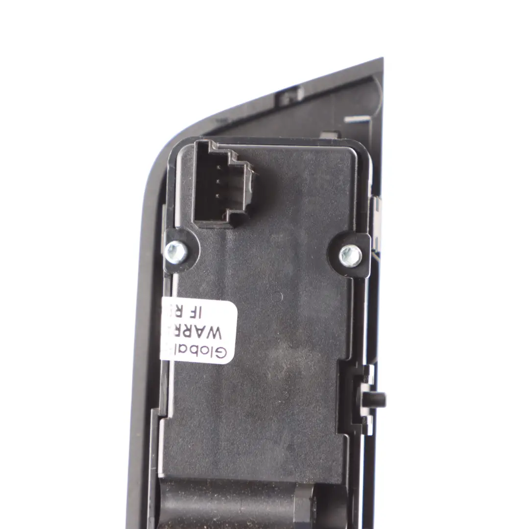 Switch Hazards Seat Heating Center Console Panel to Mercedes W204 with Part number A2049053502 Mercedes W204 Switch Hazards Seat Heating Center Console Panel - SKU A2049053502 - Part number A2049053502