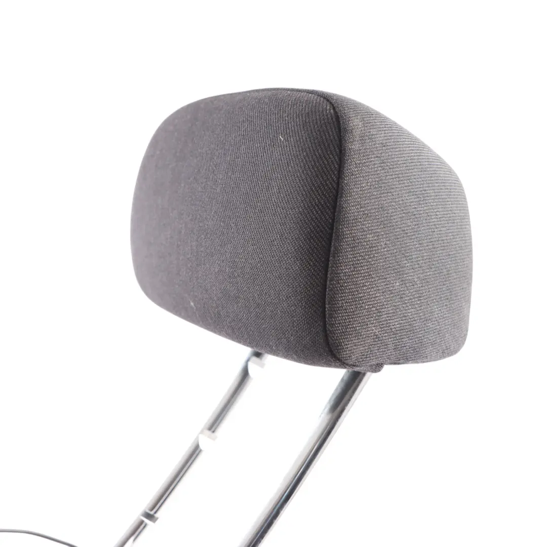 Appui tête central arrière en tissu noir pour Mercedes W205 à propos du numéro de pièce A2049700550 Mercedes W205 Appui tête central arrière en tissu noir - SKU A2049700550 - Numéro de pièce A2049700550