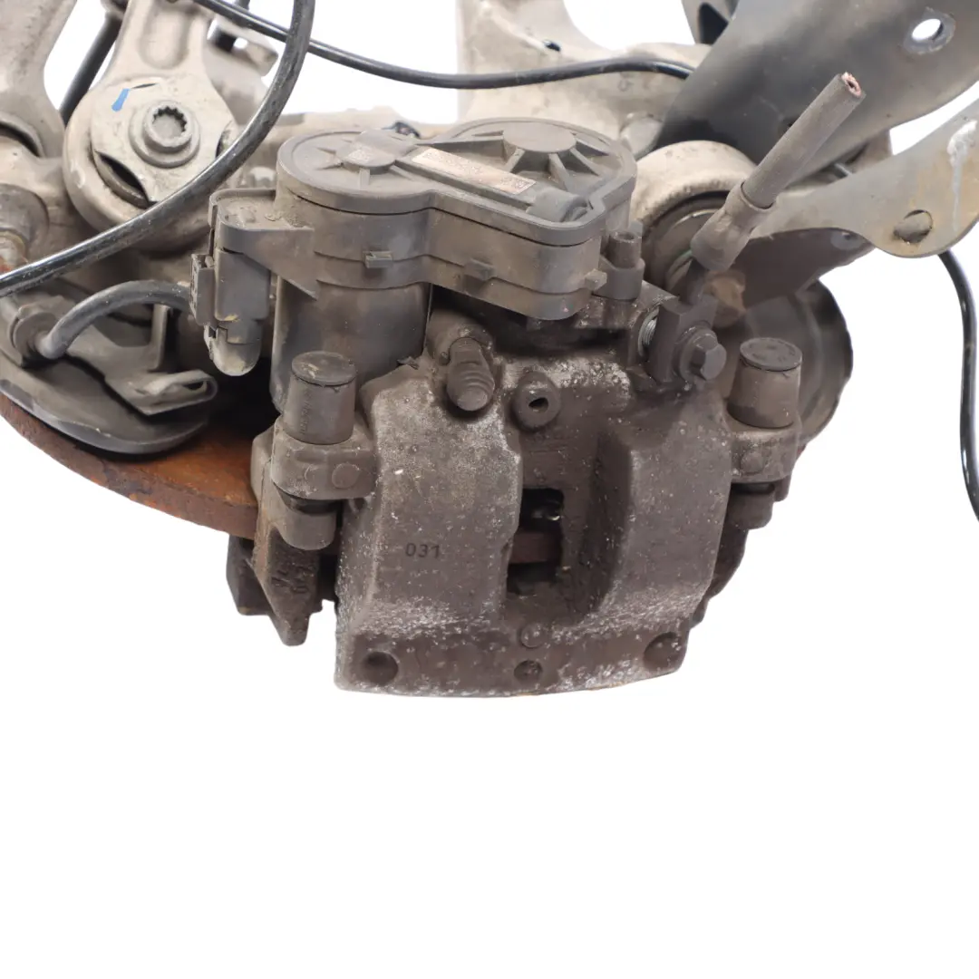 Mercedes W205 C 200D Trasera Izquierda Suspensión Pierna Freno Disco Rueda - SKU A2053500141-7 - Número de pieza A2053500141