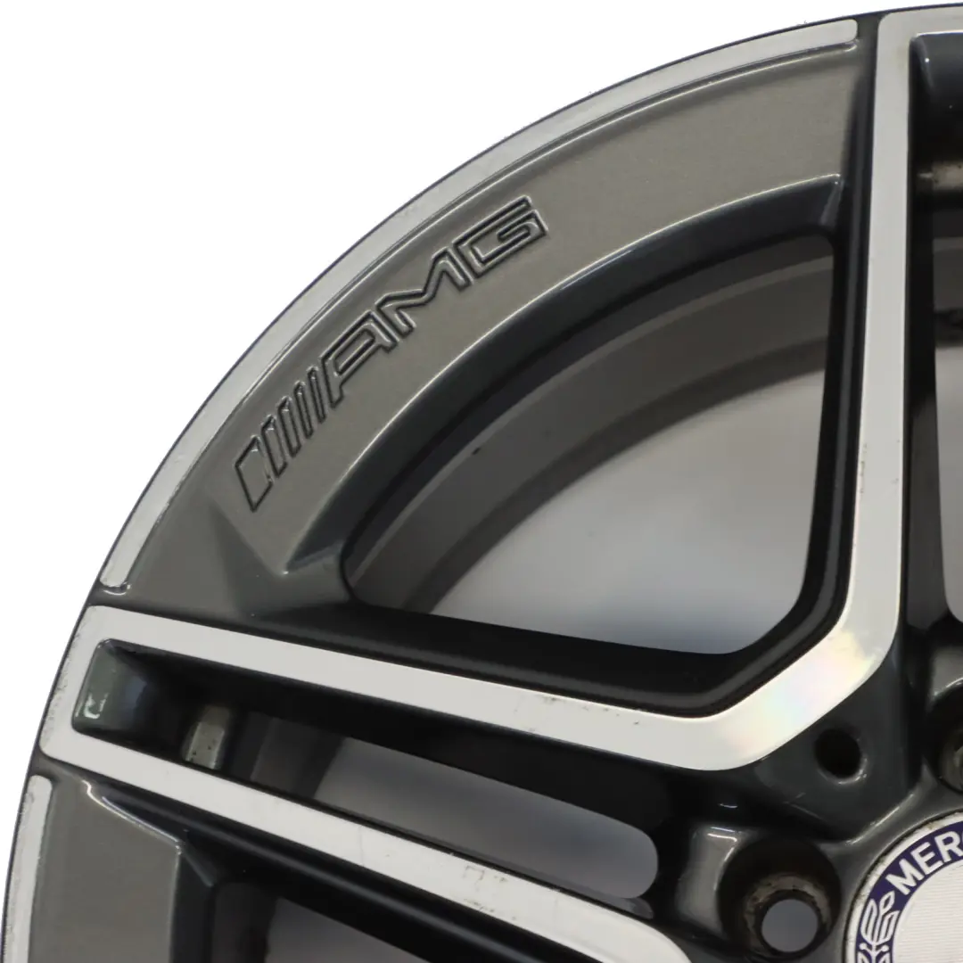 Leicht metall felge AMG 18" ET:44 7,5J 5 Doppelspeiche für Mercedes W205 mit Teilenummer A2054019500 Mercedes W205 Leicht metall felge AMG 18" ET:44 7,5J 5 Doppelspeiche - SKU A2054019500-2 - Teilenummer A2054019500