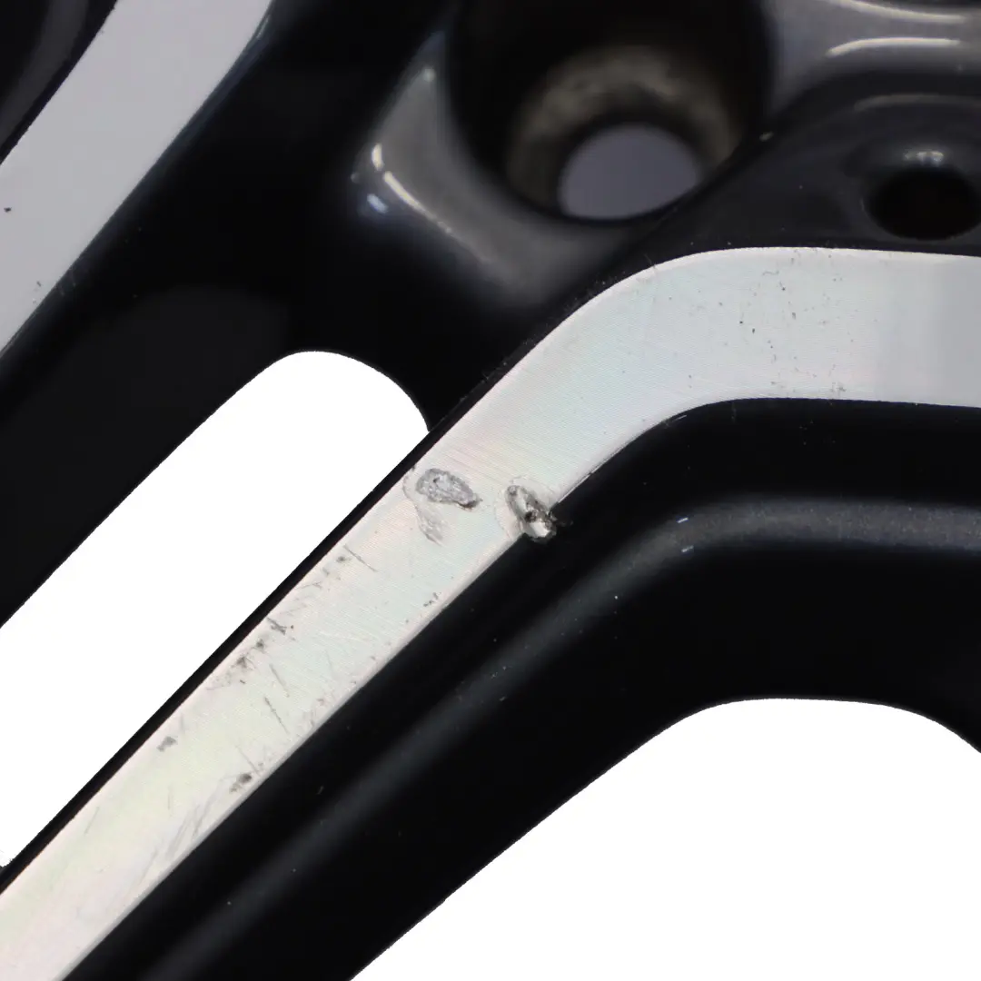 Cerchio in lega AMG 18" ET:44 7,5J 5 Doppie razze per Mercedes W205 con numero di parte A2054019500 Mercedes W205 Cerchio in lega AMG 18" ET:44 7,5J 5 Doppie razze - SKU A2054019500-2 - Numero di parte A2054019500